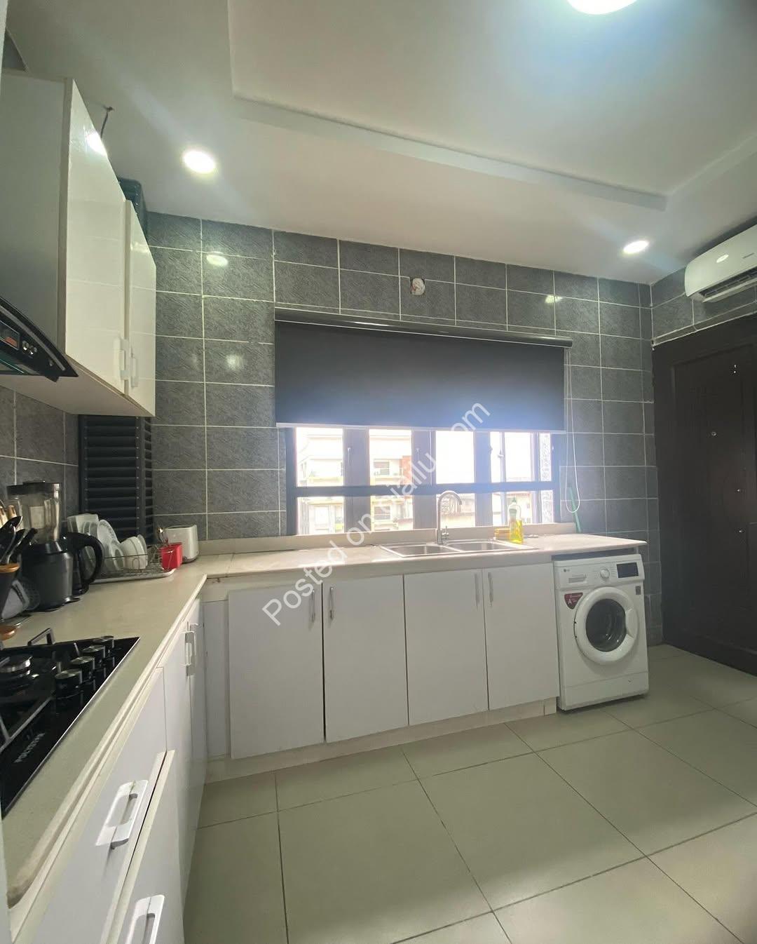 Lekki Phase 1 Gem: 3-Bed Ensuite Haven for 350M