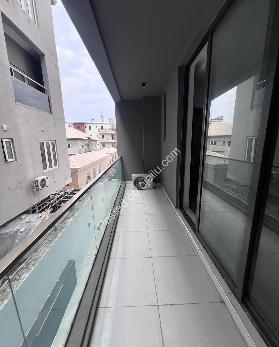 Lagos Island Gem: 2-Bed Ensuite Haven