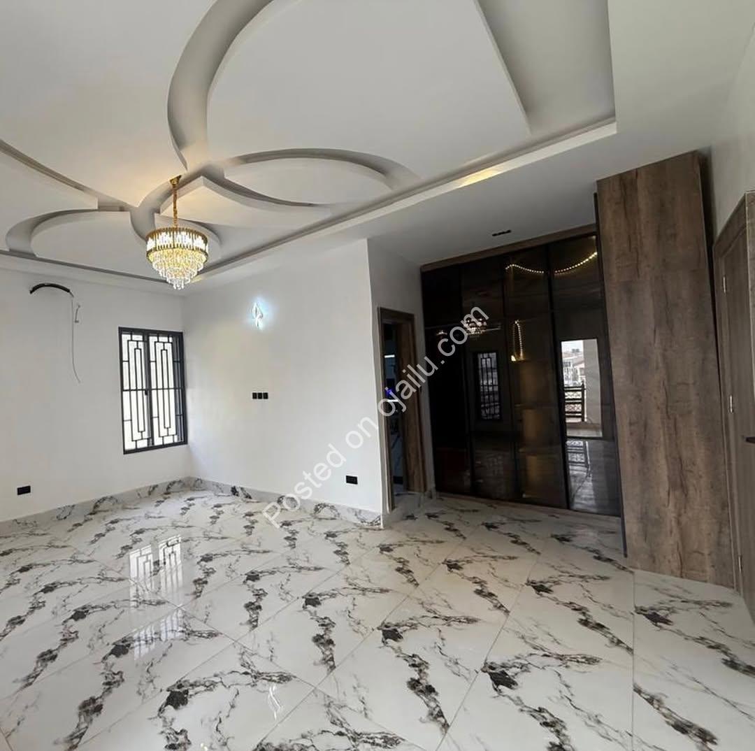 Asokoro’s Finest: 5-Bed Duplex with BQ & Premium Finishes