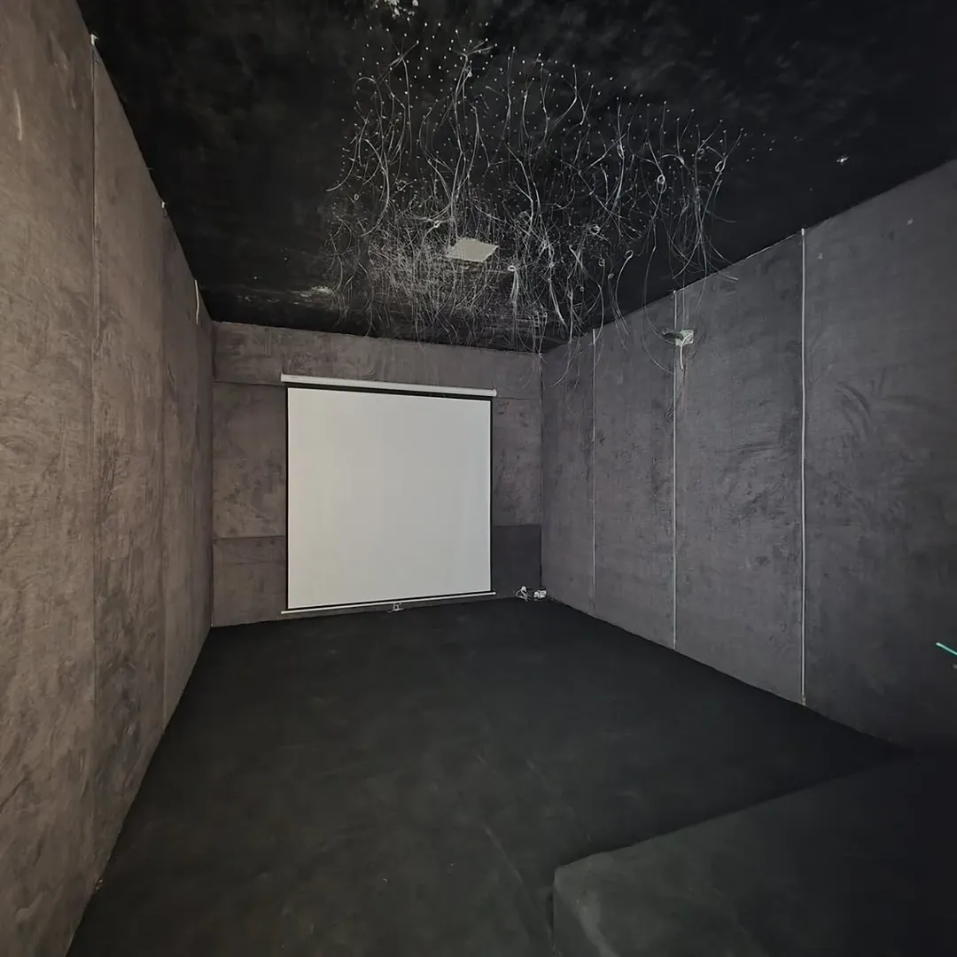 Exquisite 4-Bed Duplex with Cinema & Pool in Lekki