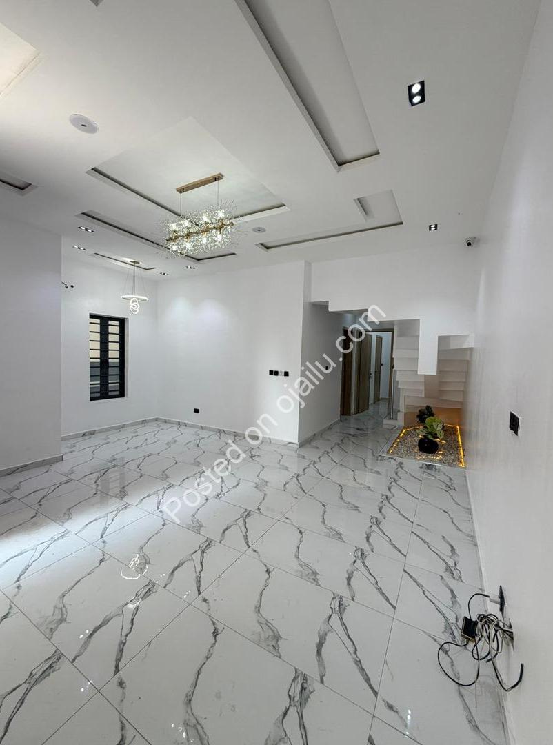 Exclusive Lekki Haven: 4-Bedroom Duplex with BQ & Smart Luxury