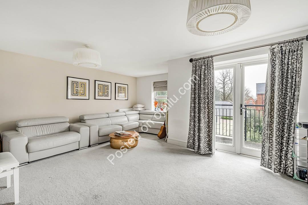 Spacious Family Haven in Millbrook Park