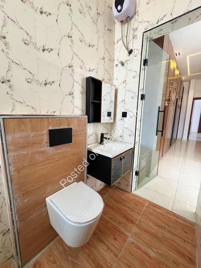 Lekki’s Finest: Spacious 4-Bed Duplex in Secure Estate