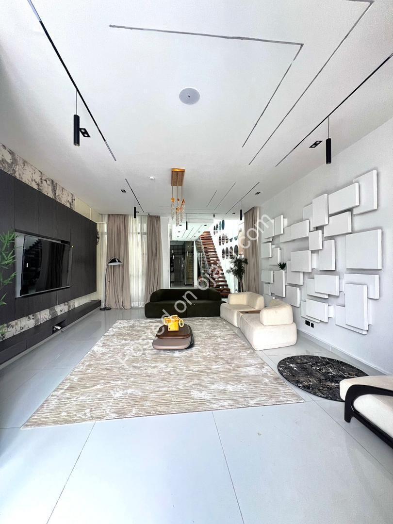 Lagos Luxury: 5-Bed Duplex with Pool & BQ