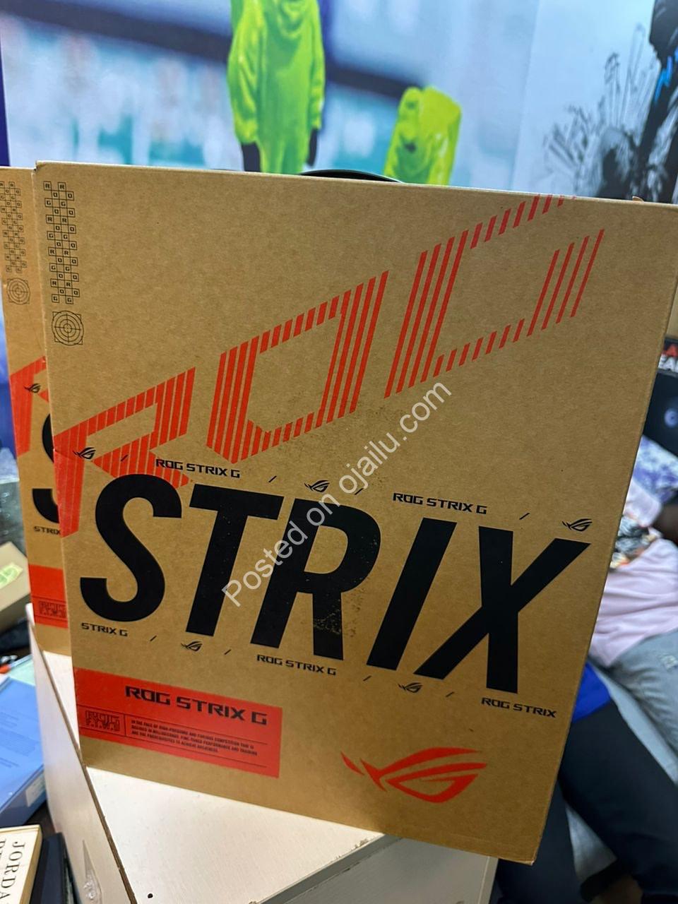 Unleash Gaming Domination: ASUS ROG Strix G16 i9/RTX 4070 Beast