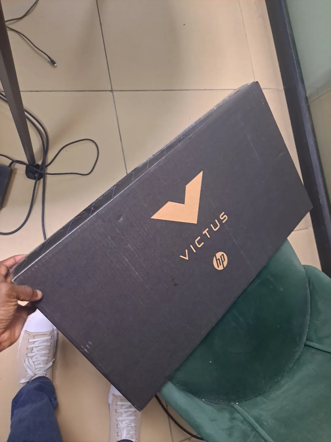 Unleash Gaming Power: HP Victus i5, RTX 4050, 144Hz Display