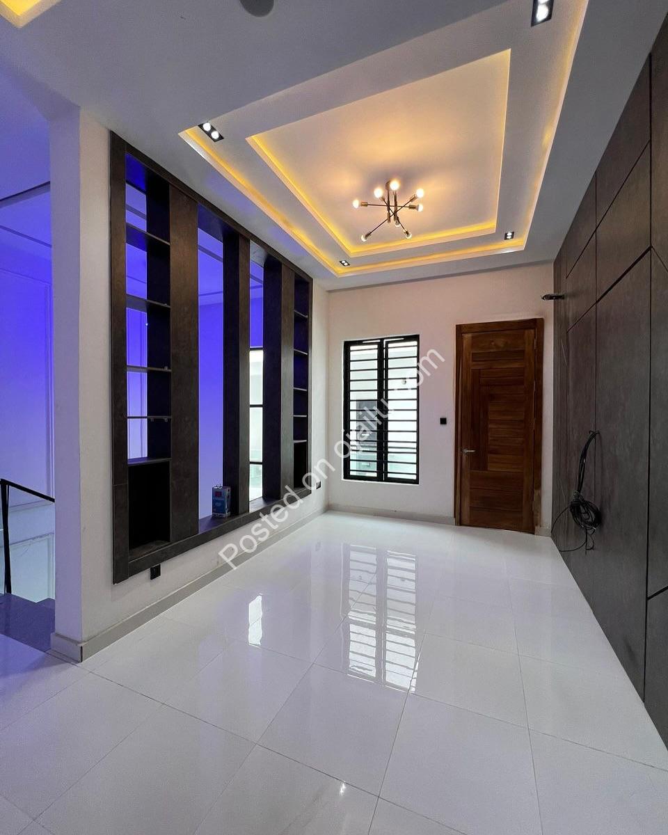 Opulent 5-Bed Duplex in Ikota | Pool, Jacuzzi & Full Security