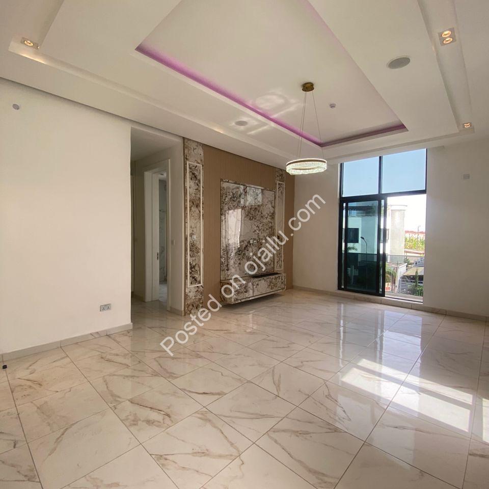 Opulent 5-Bedroom Haven with Pool & Cinema