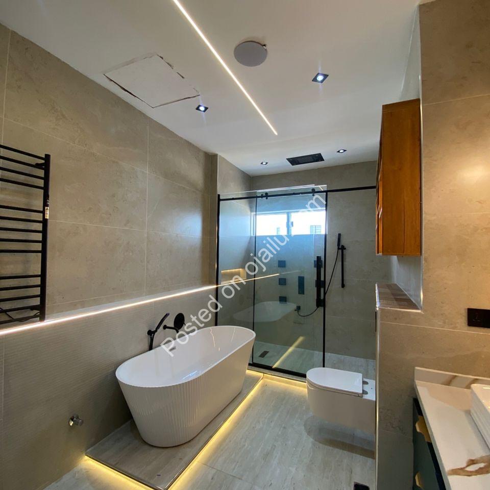 Elevator to Elegance: 5-Bed Ikate Haven with Pool & Gym