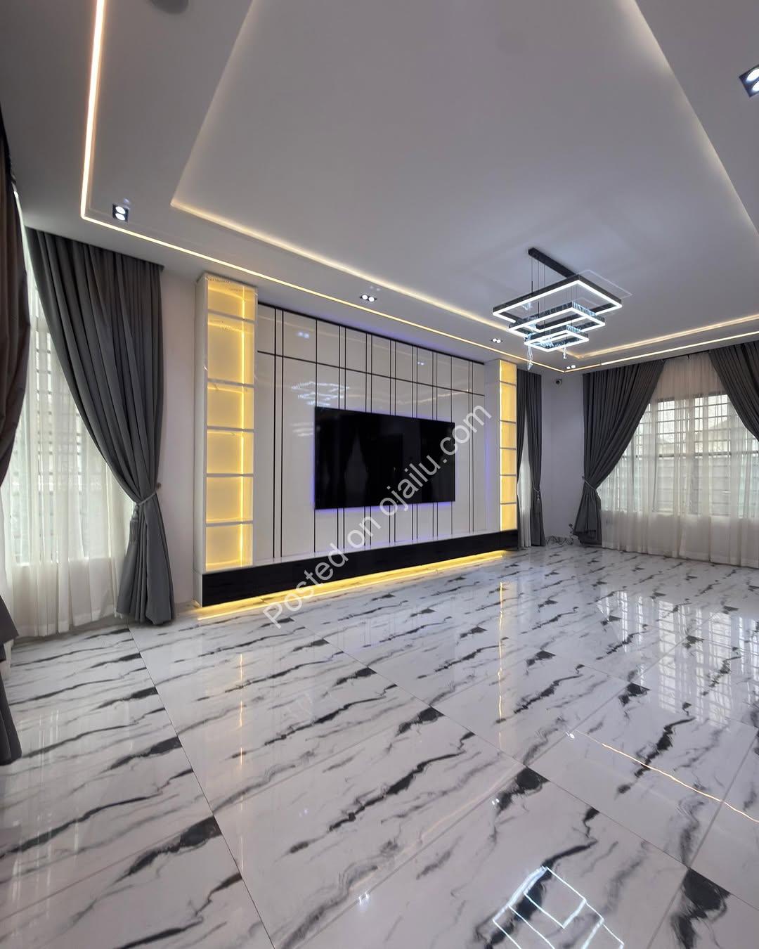 Sangotedo Sanctuary: Brand New 5-Bed Duplex with Resort-Style Pool