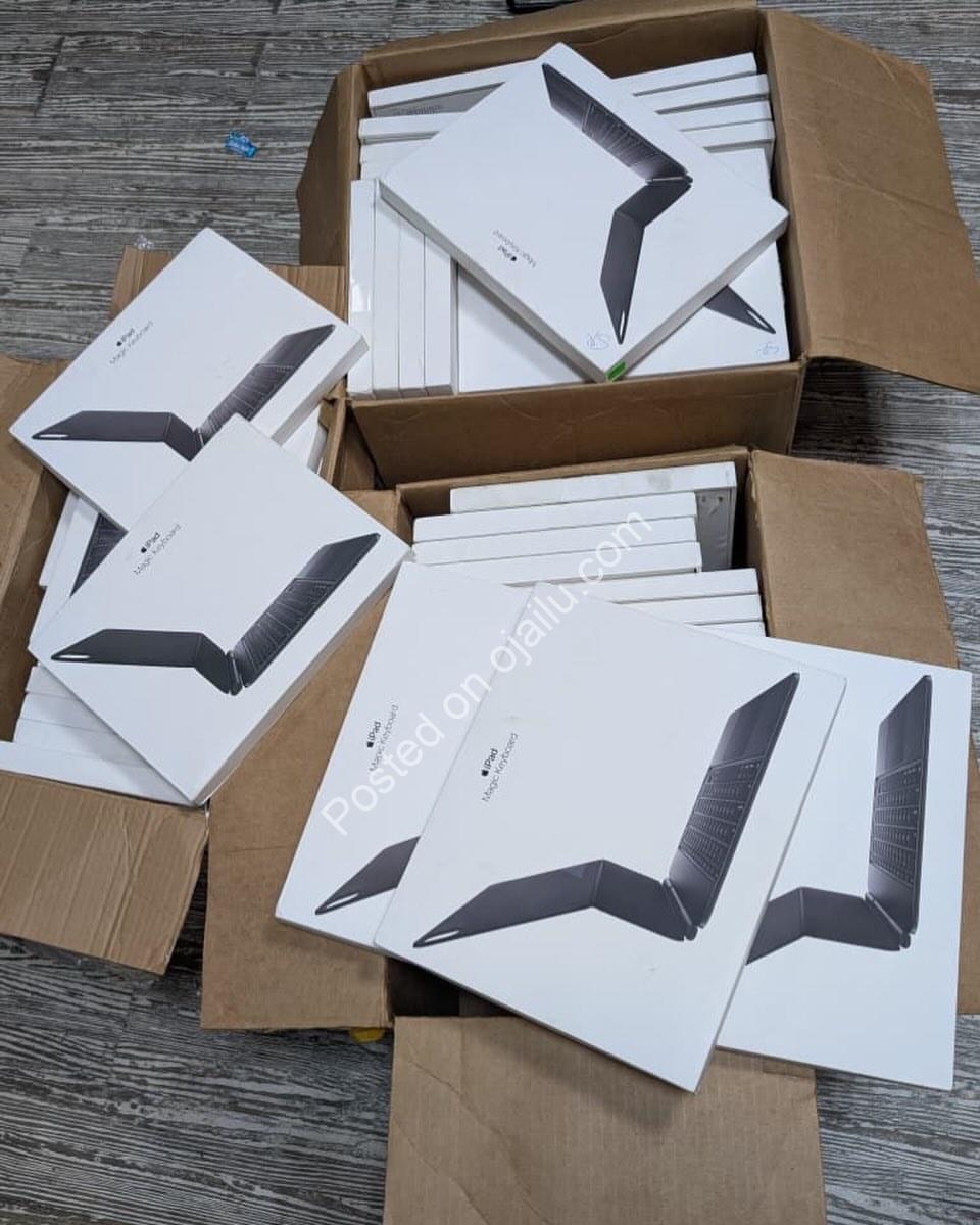 Elevate Your iPad Pro: Sleek Magic Keyboard, Limited Stock!