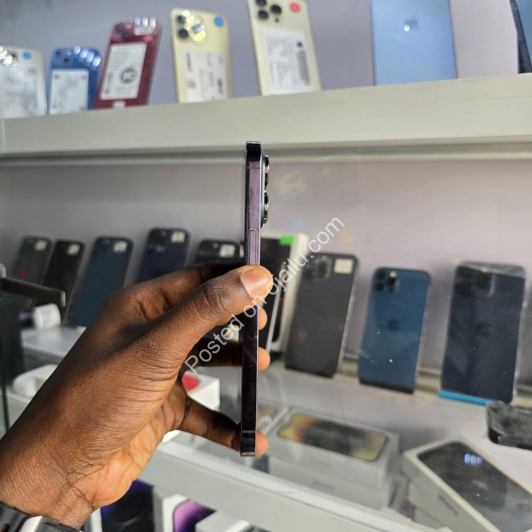 Stunning Purple iPhone 14 Pro Max 256GB – 87% Battery, Free Gifts!