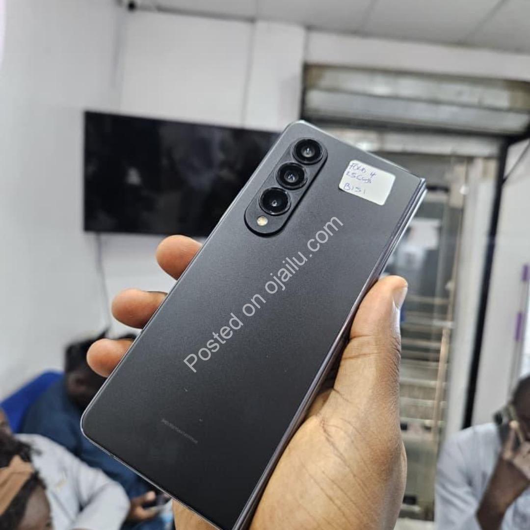 Unfold Innovation: Samsung Galaxy Fold 4 256GB Unlocked