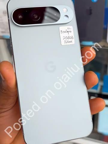 Pixel 9 Pro XL: 256GB UK Gem, Unlocked & Ready!