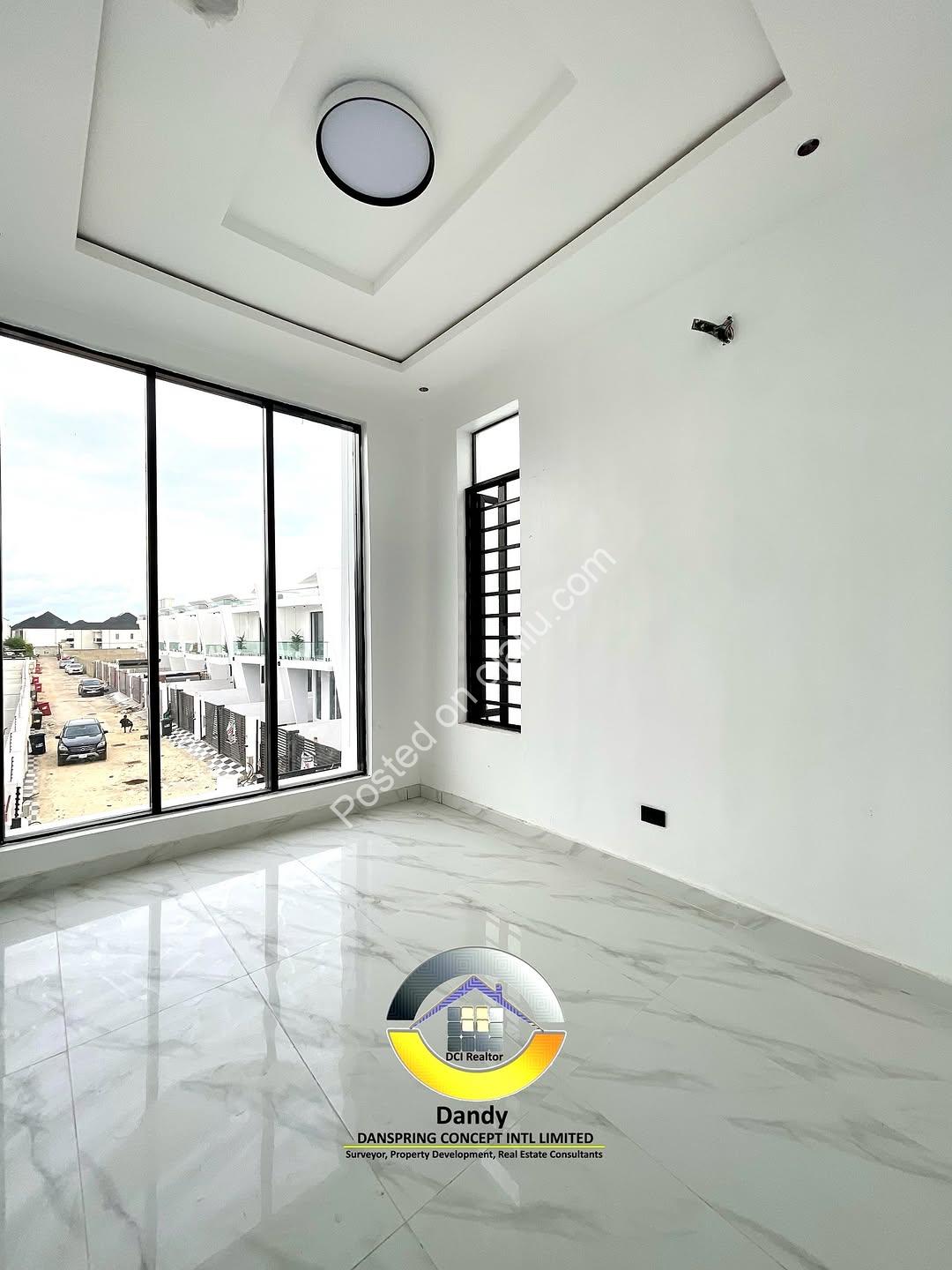 Lekki’s New 5-Bedroom Oasis with Pool & Luxury Finishes