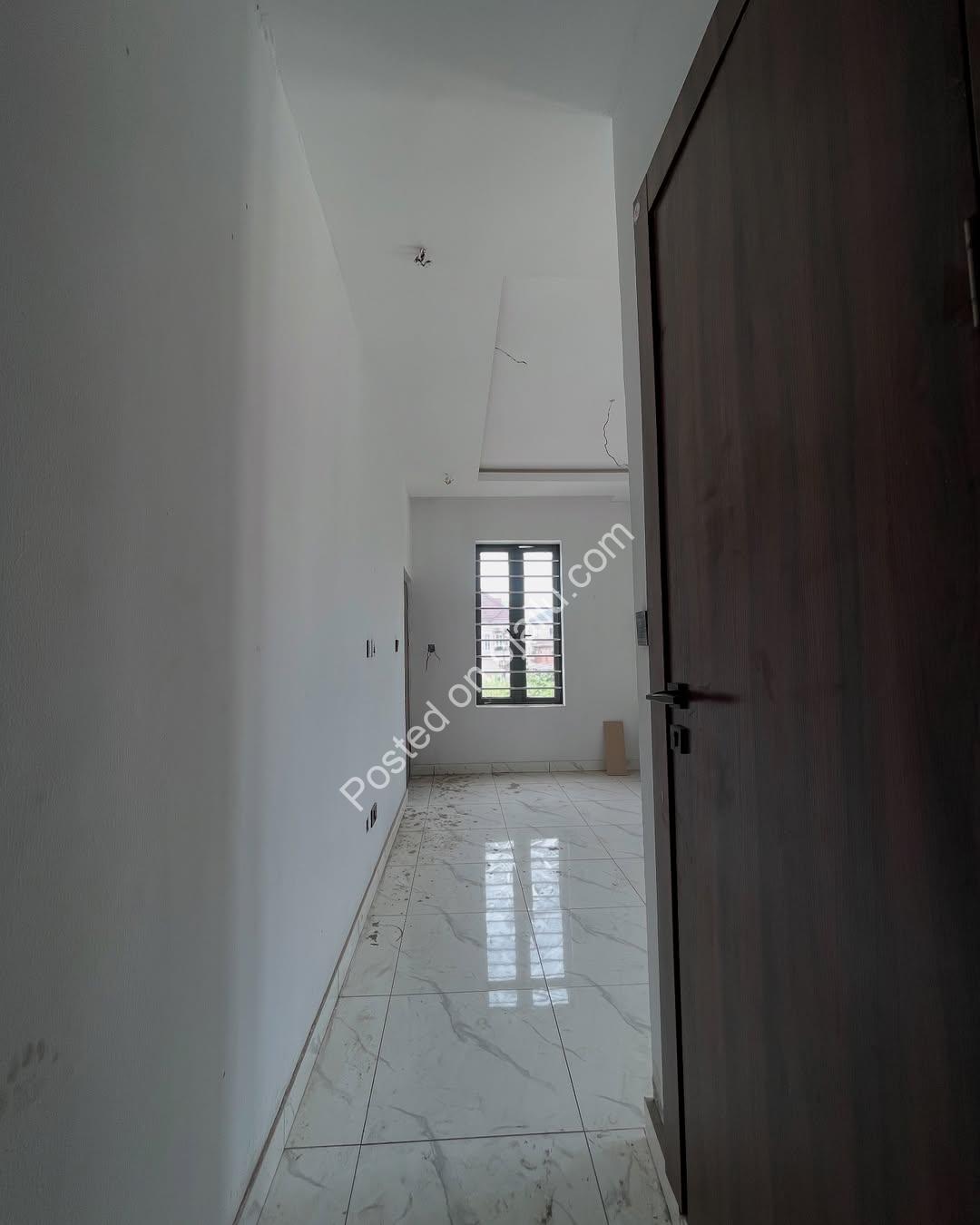 Your Dream Home Awaits: 1 & 2 Bedroom Luxury Apartments