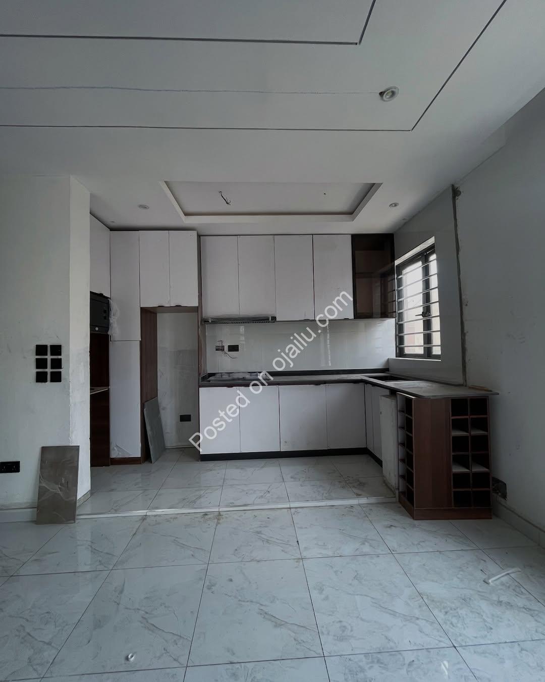 Your Dream Home Awaits: 1 & 2 Bedroom Luxury Apartments