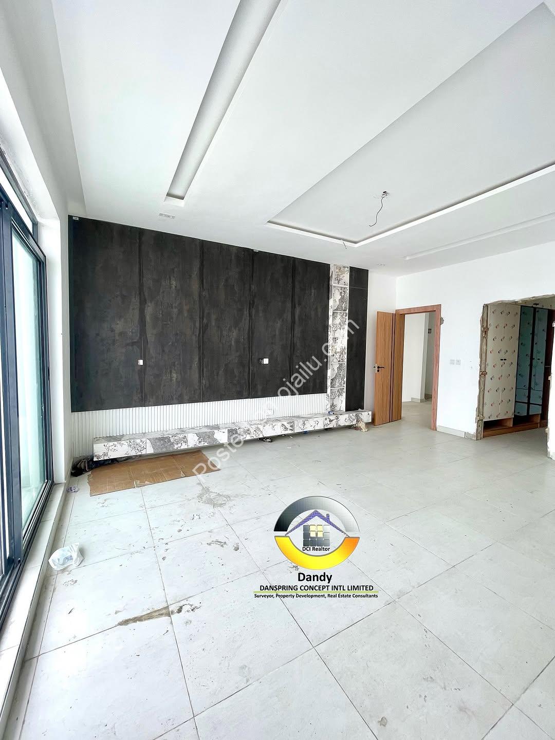 Lekki’s Newest Contemporary 4-Bedroom with BQ & Luxury Finishes