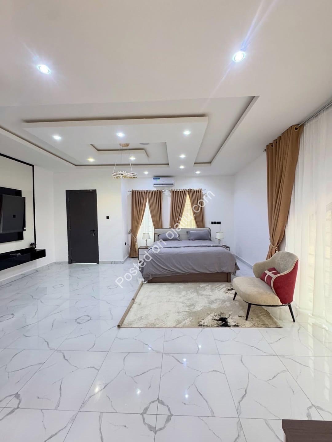 Elegant 5-Bed Duplex with Resort-Style Pool & Smart Features