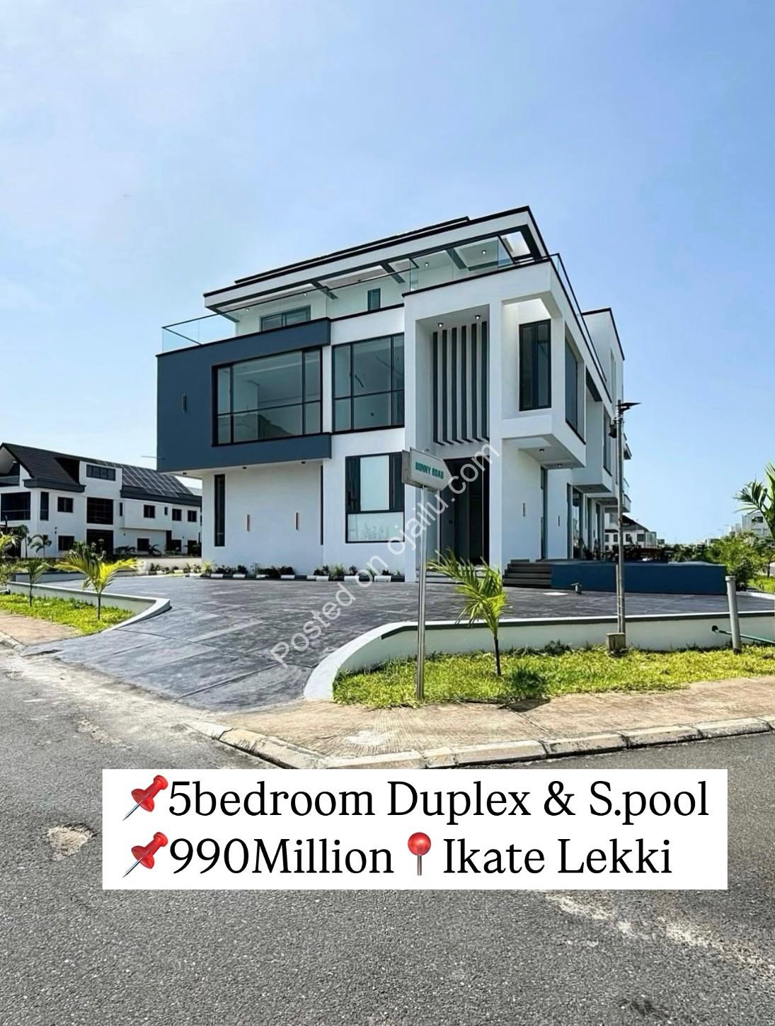 Lekki’s Ultimate 5-Bedroom Estate Masterpiece