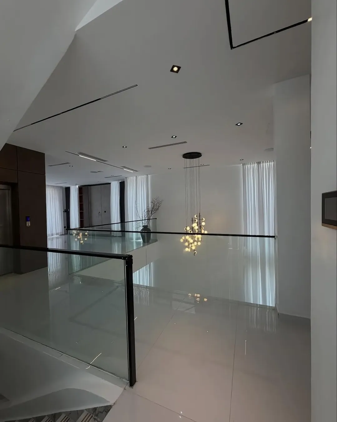 Smart 5-Bed Duplex with Cinema & Pool in Lekki