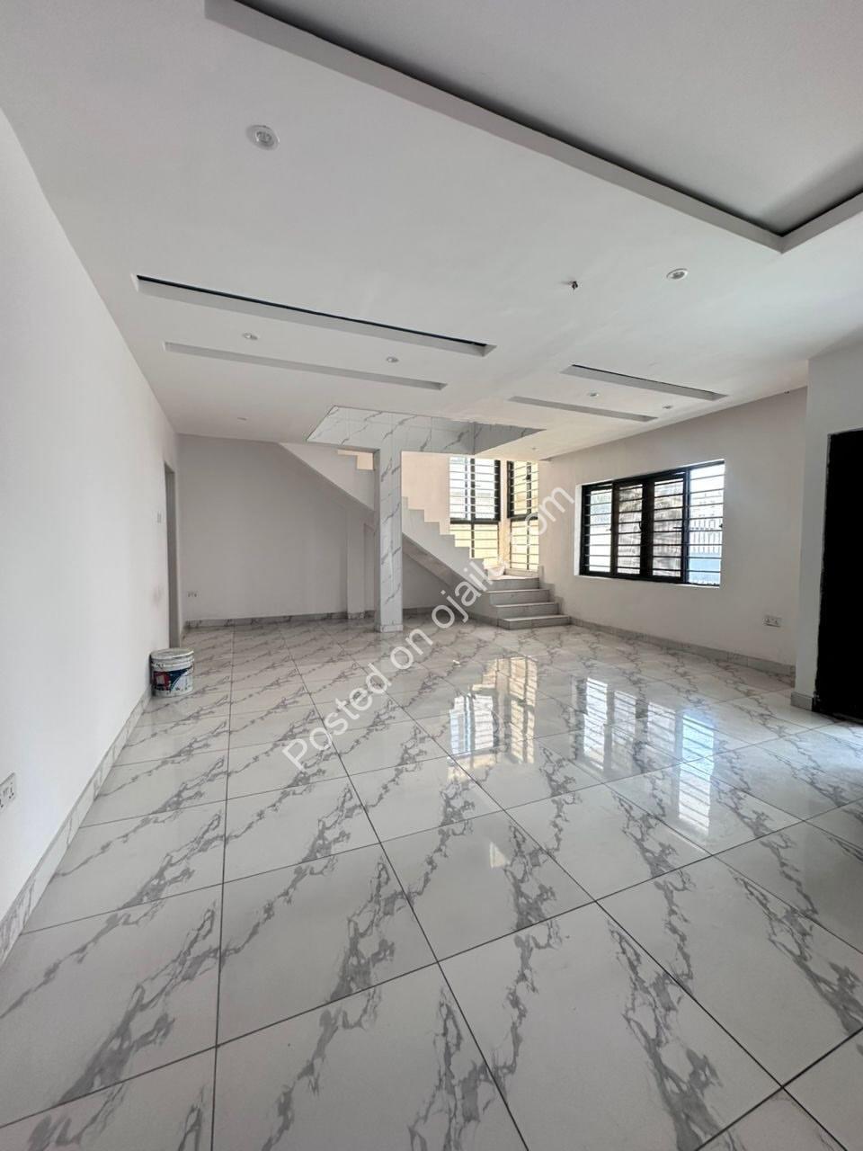 Coastal Road Gem: 3 Luxe 4-Bed Semis in Lekki