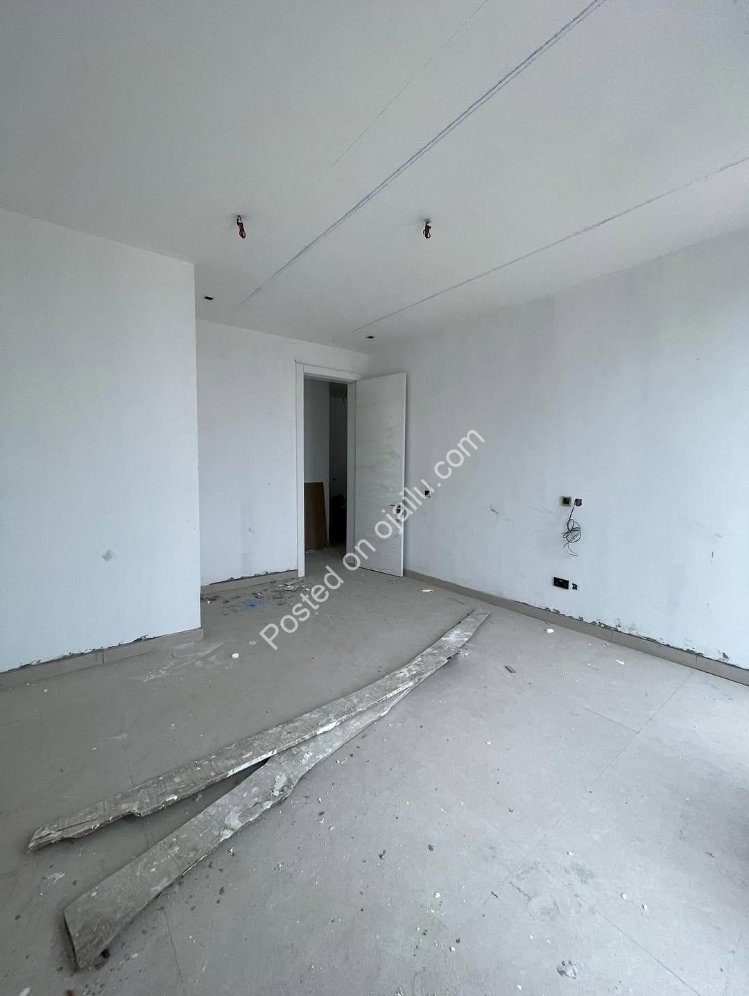 5-Bed Semi-Detached Duplex with Cinema, Gym & Pool in Ikate Lekki