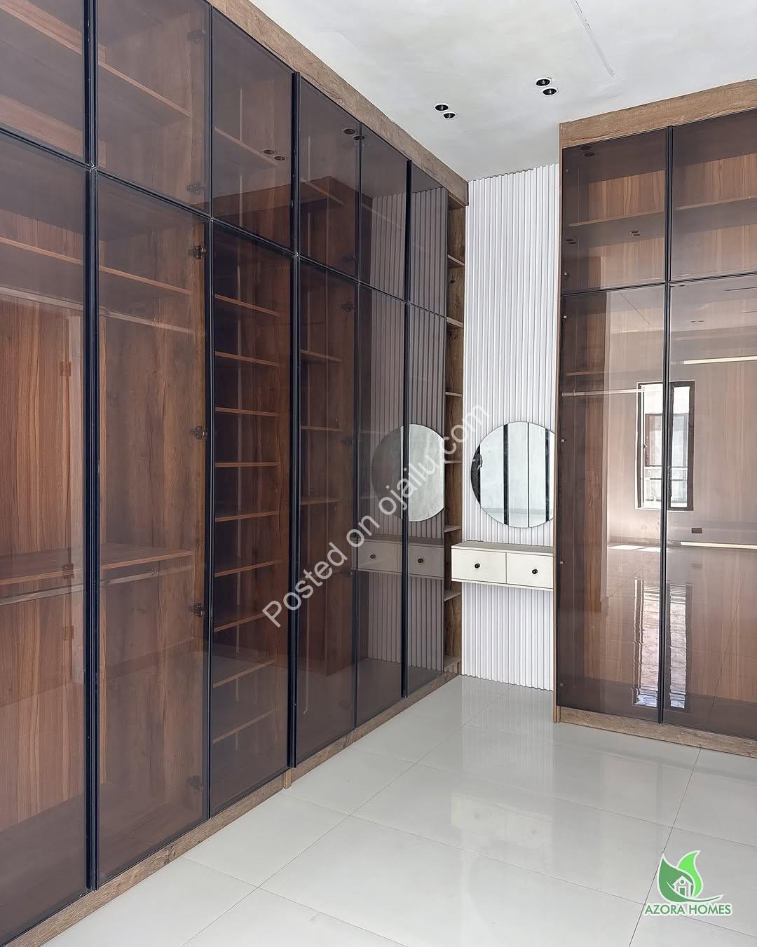 Majestic 5-Bed Duplex with Resort-Style Pool in Lekki