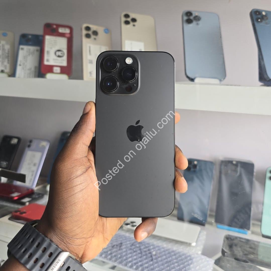 Unlock Premium Power: iPhone 14 Pro Max 128GB, UK Used, 88% Battery, Free Gifts!