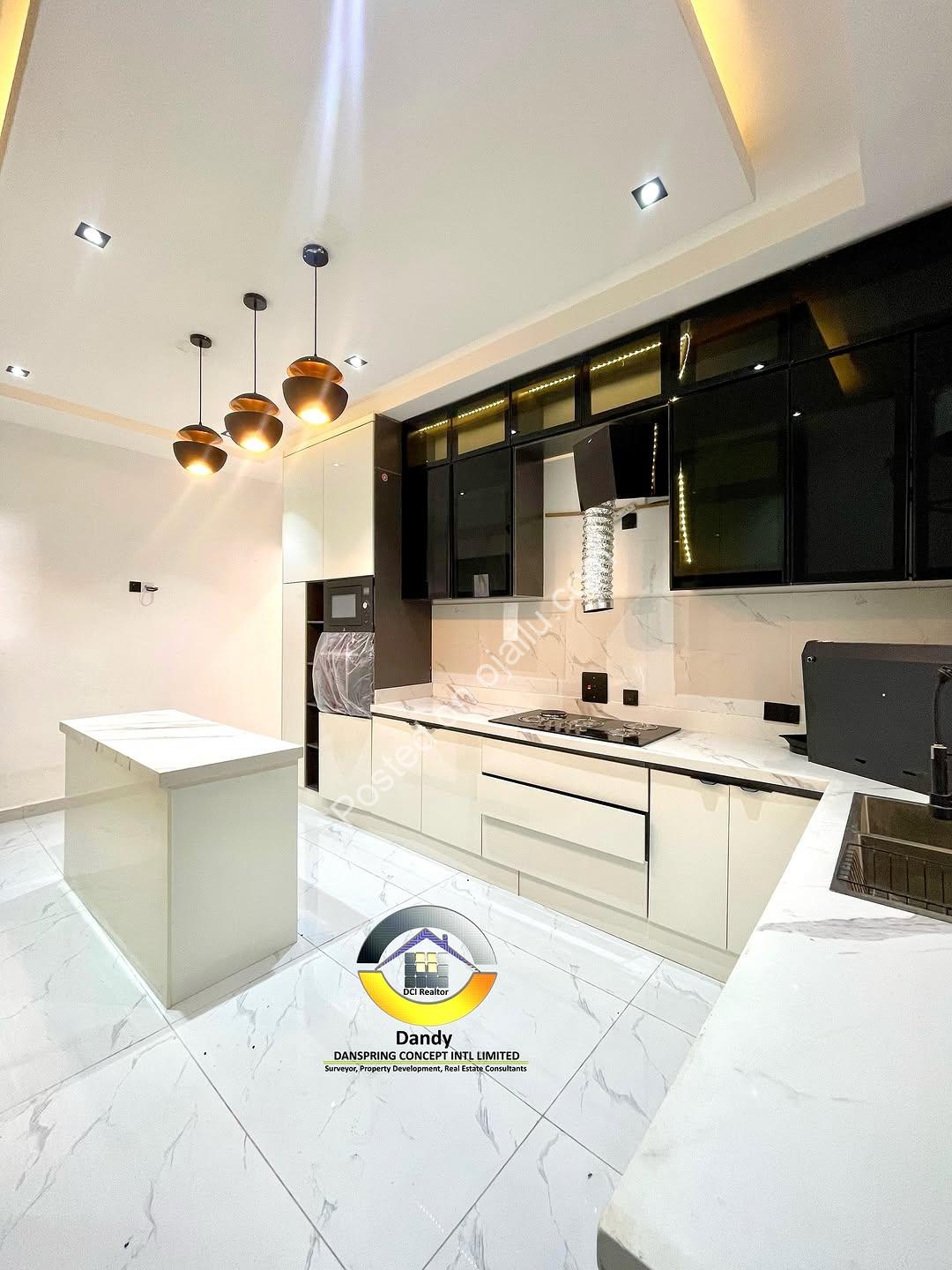 Lekki’s Grand 5-Bedroom Oasis with BQ