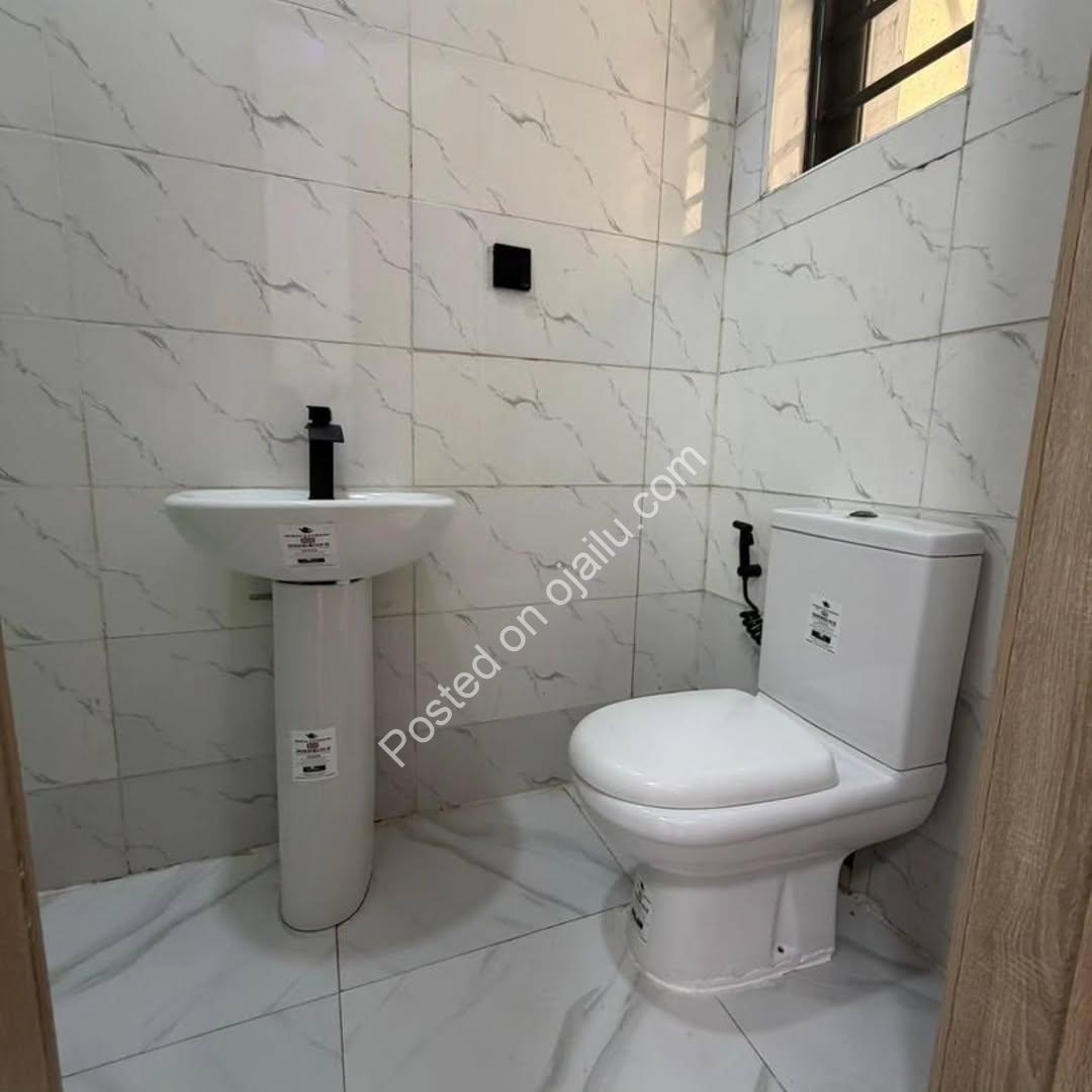 Lekki’s Finest: 4-Bed Duplex in Orchid