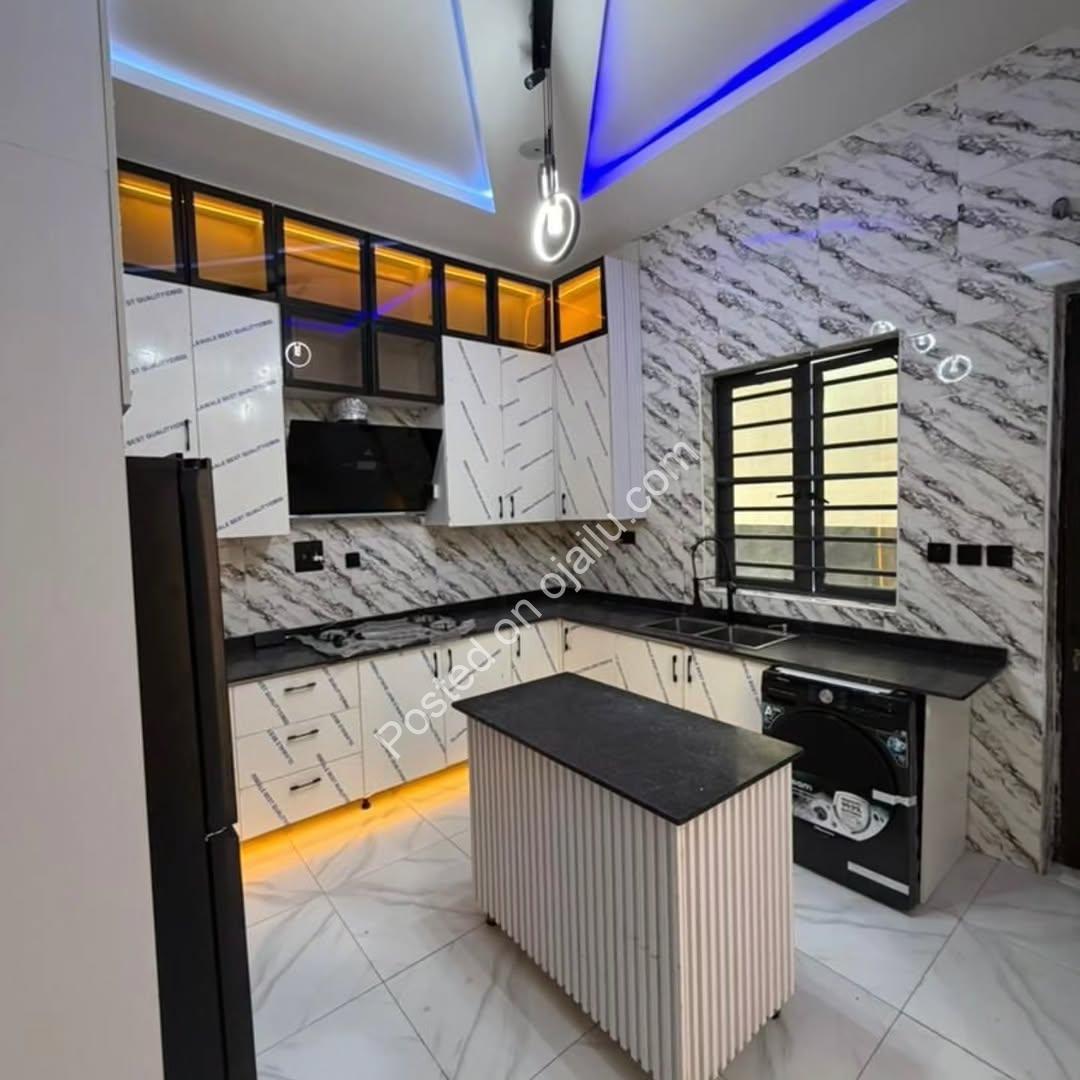 Lekki’s Finest: 4-Bed Duplex in Orchid