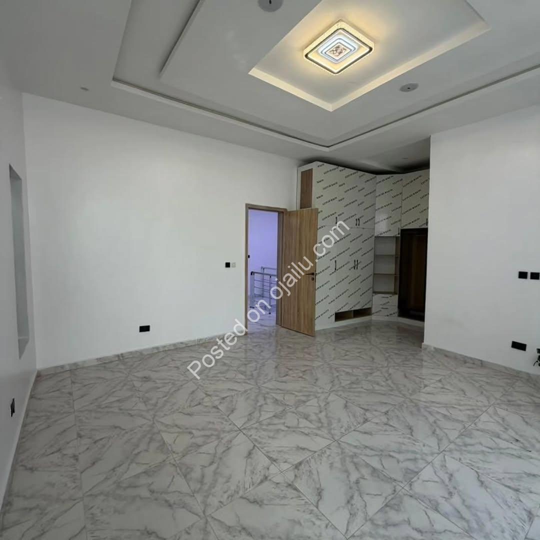 Lekki’s Finest: 4-Bed Duplex in Orchid