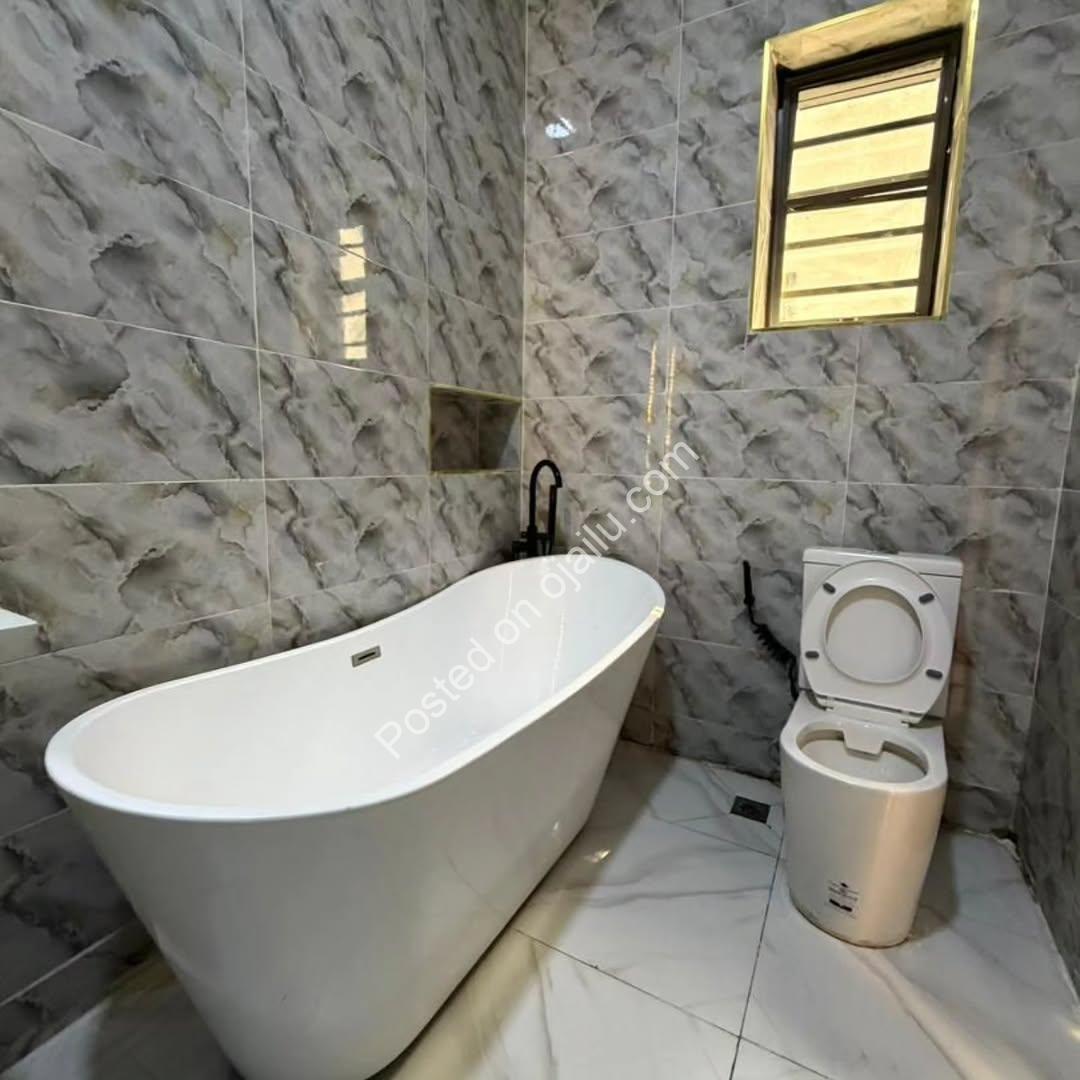 Lekki’s Finest: 4-Bed Duplex in Orchid