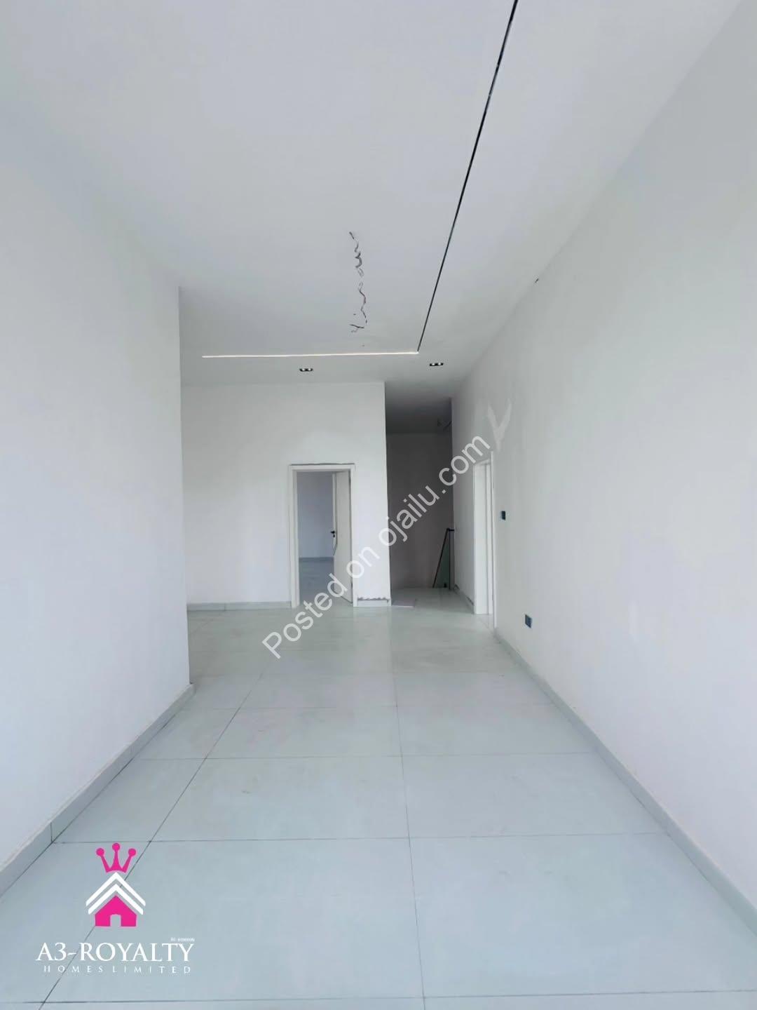 Move-In Ready 4-Bed Duplex in Gated Lekki Estate