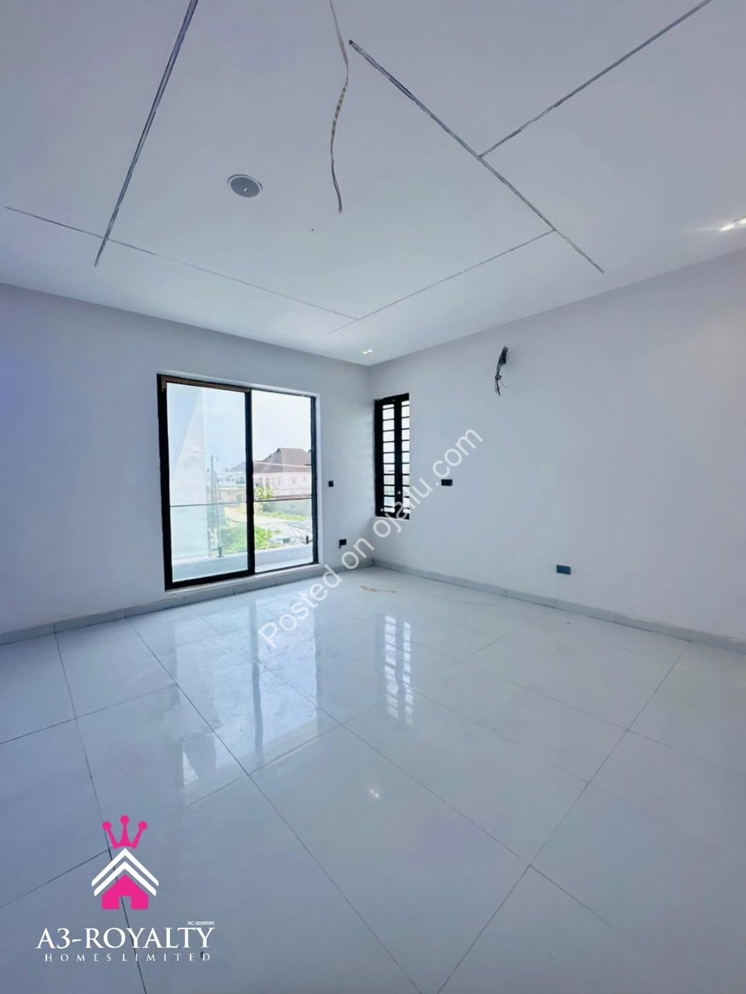 Move-In Ready 4-Bed Duplex in Gated Lekki Estate