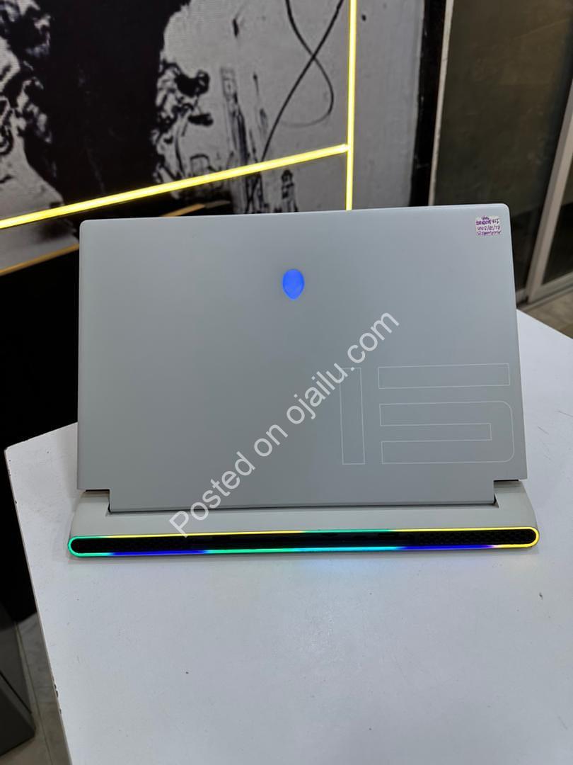 Unleash Gaming Power: Alienware x15 R2 with RTX 3080Ti