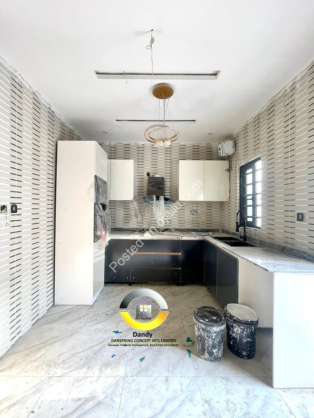 Lekki’s Finest: Brand New Ensuite Apartments