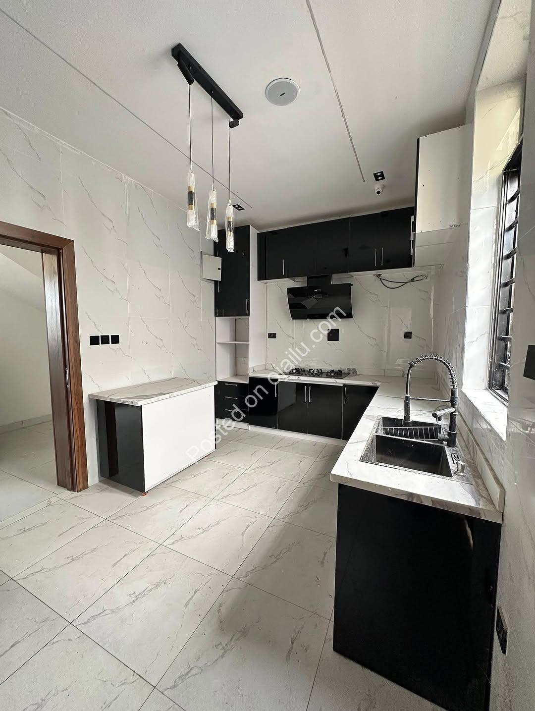 Lekki’s Ultimate 4-Bedroom Smart Home Oasis