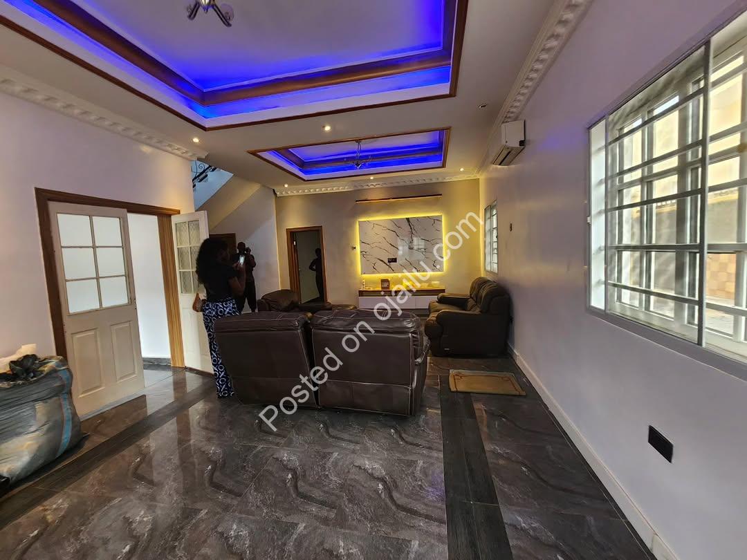 Elegant 4-Bedroom Oasis with BQ in Prime Abeokuta
