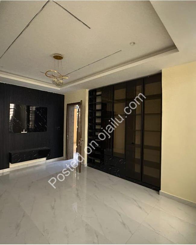 Lekki Phase 1: Brand New 2 & 3-Bedroom Apartments with BQ