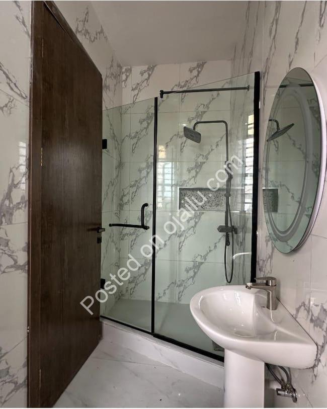 Lekki Phase 1: Brand New 2 & 3-Bedroom Apartments with BQ