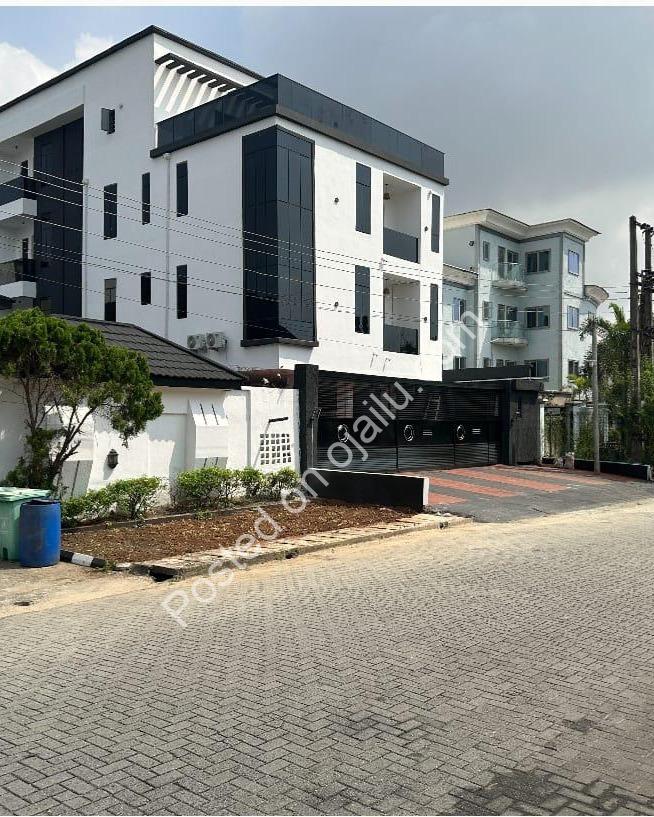 Lekki Phase 1: Brand New 2 & 3-Bedroom Apartments with BQ