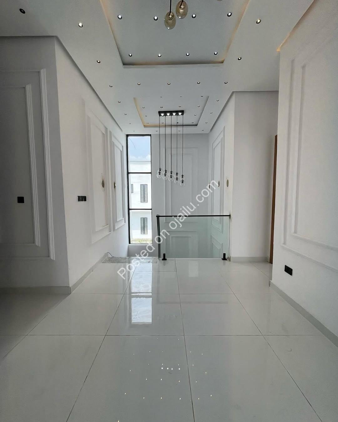 Elegant 5-Bedroom Haven with Pool & BQ