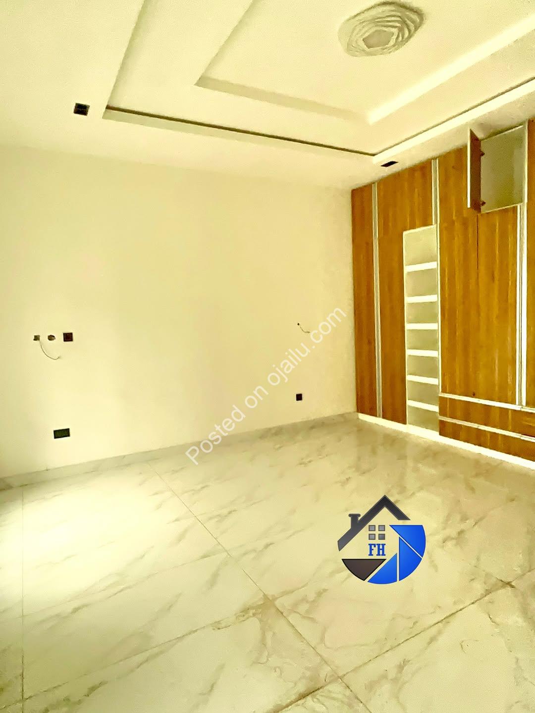 Elegant 5-Bedroom Duplex with Pool & 8-Car Parking in Ajah