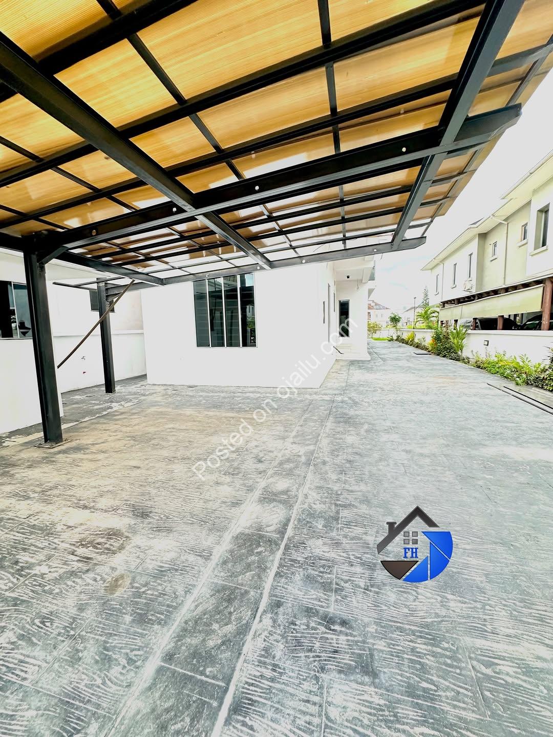 Elegant 5-Bedroom Duplex with Pool & 8-Car Parking in Ajah