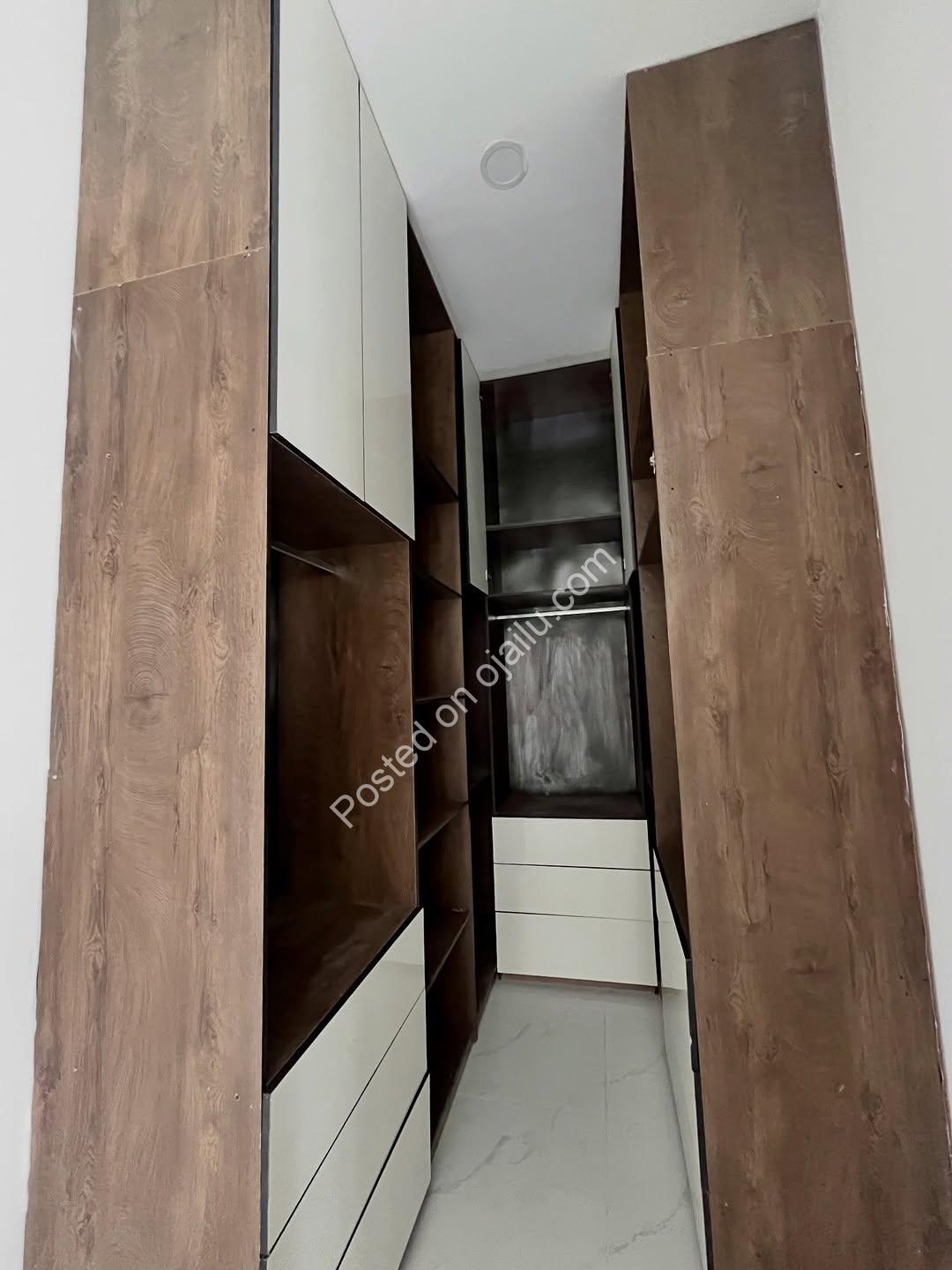 Lekki’s Ultimate 4-Bedroom Duplex with BQ