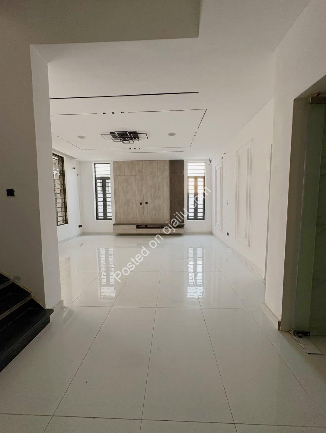 Brand New Ikota Estate Gem: 4-Bedroom Duplex with Governor’s Consent