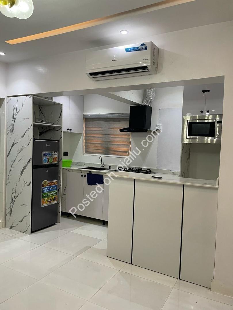 Lekki’s Prime Mini Studio: Fully Furnished & Ready for Shortlet Profits