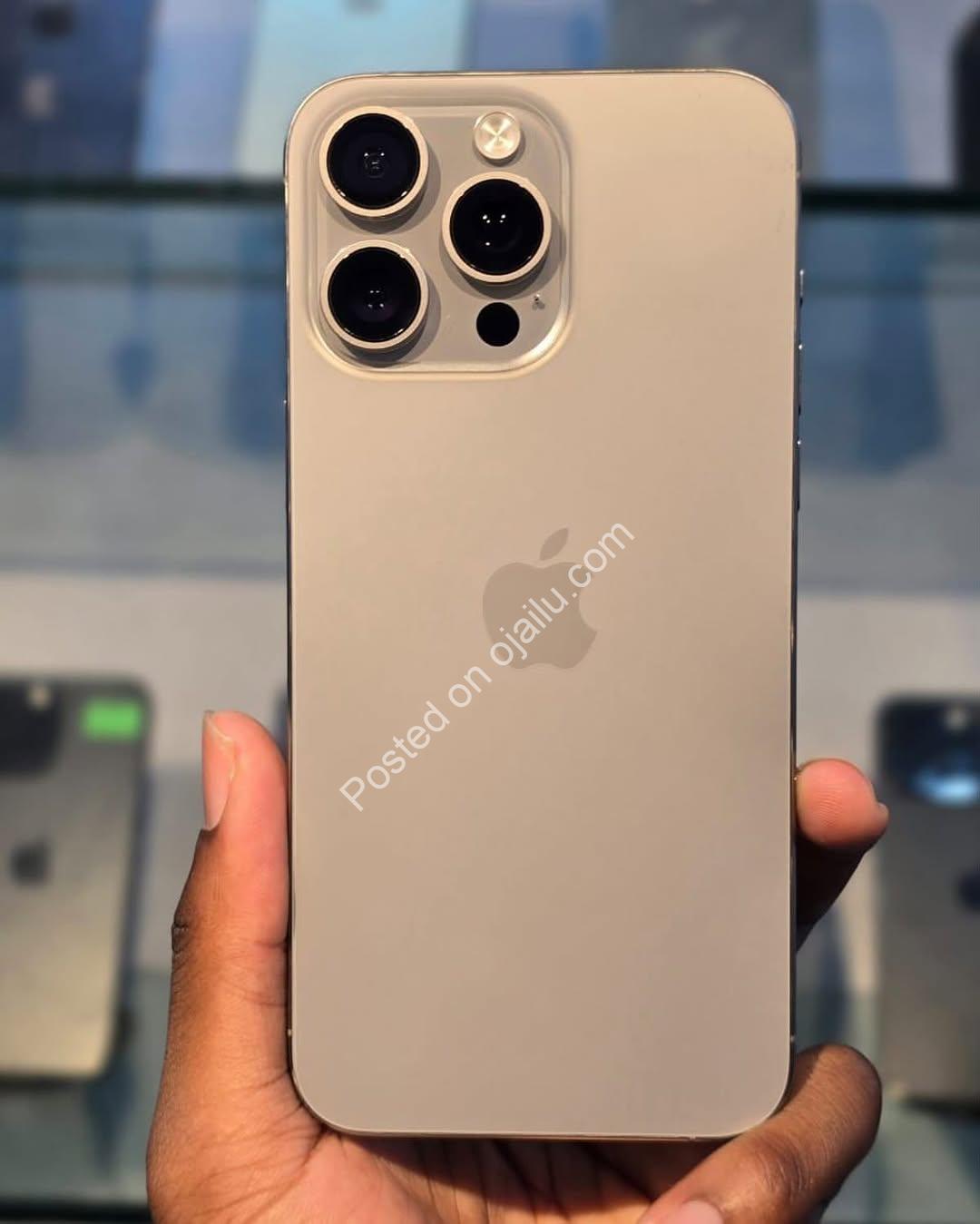 iPhone 15 Pro Max 256GB: Premium Power, Unbeatable Price